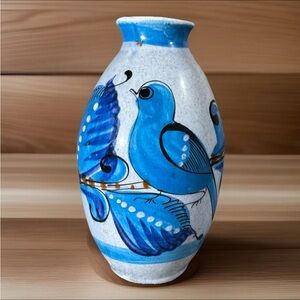 Vtg TONALA Pottery Hand Painted 7" White Blue Bird Folk Art Ceramic Vase Mexico